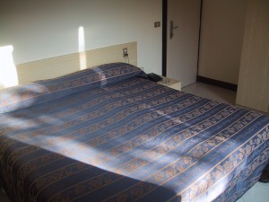 100-0073 IMG                